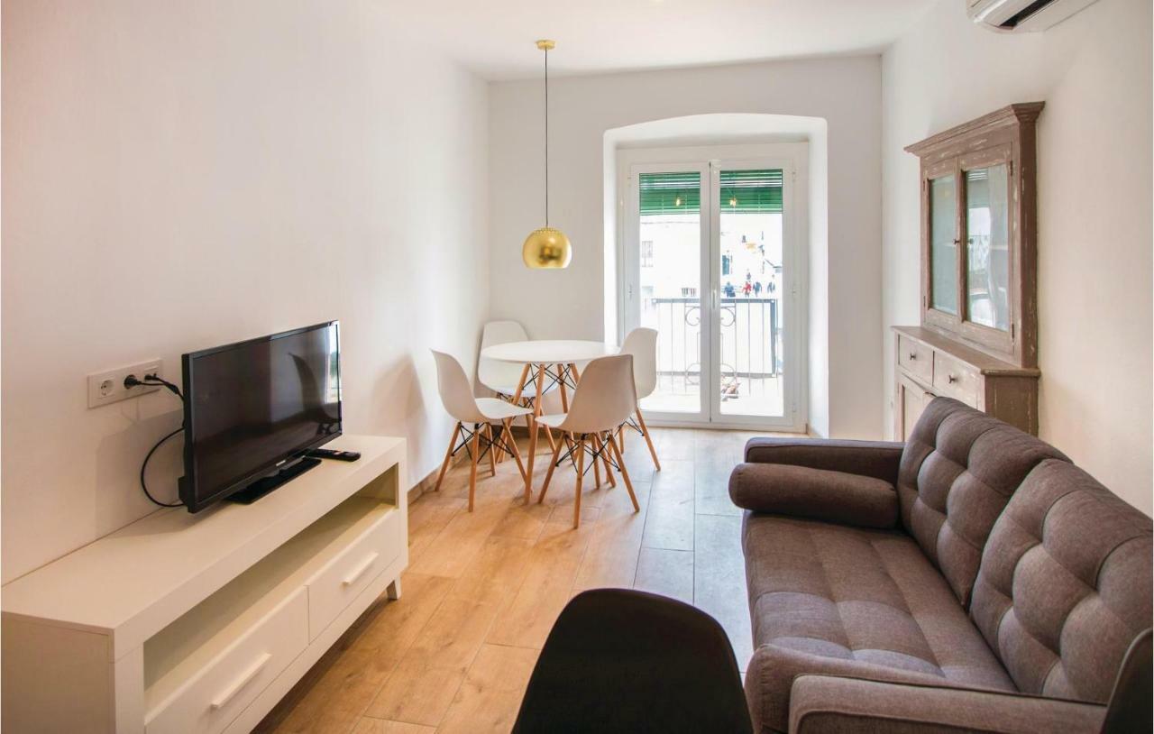 Amazing Apartment In Blanes With Kitchen Exterior foto